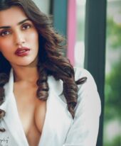 Dubai Indian Escort +971521673633